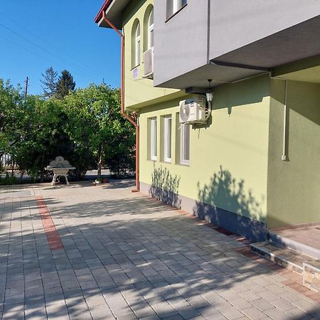Mateski Guest House Ohrid Bagian luar foto