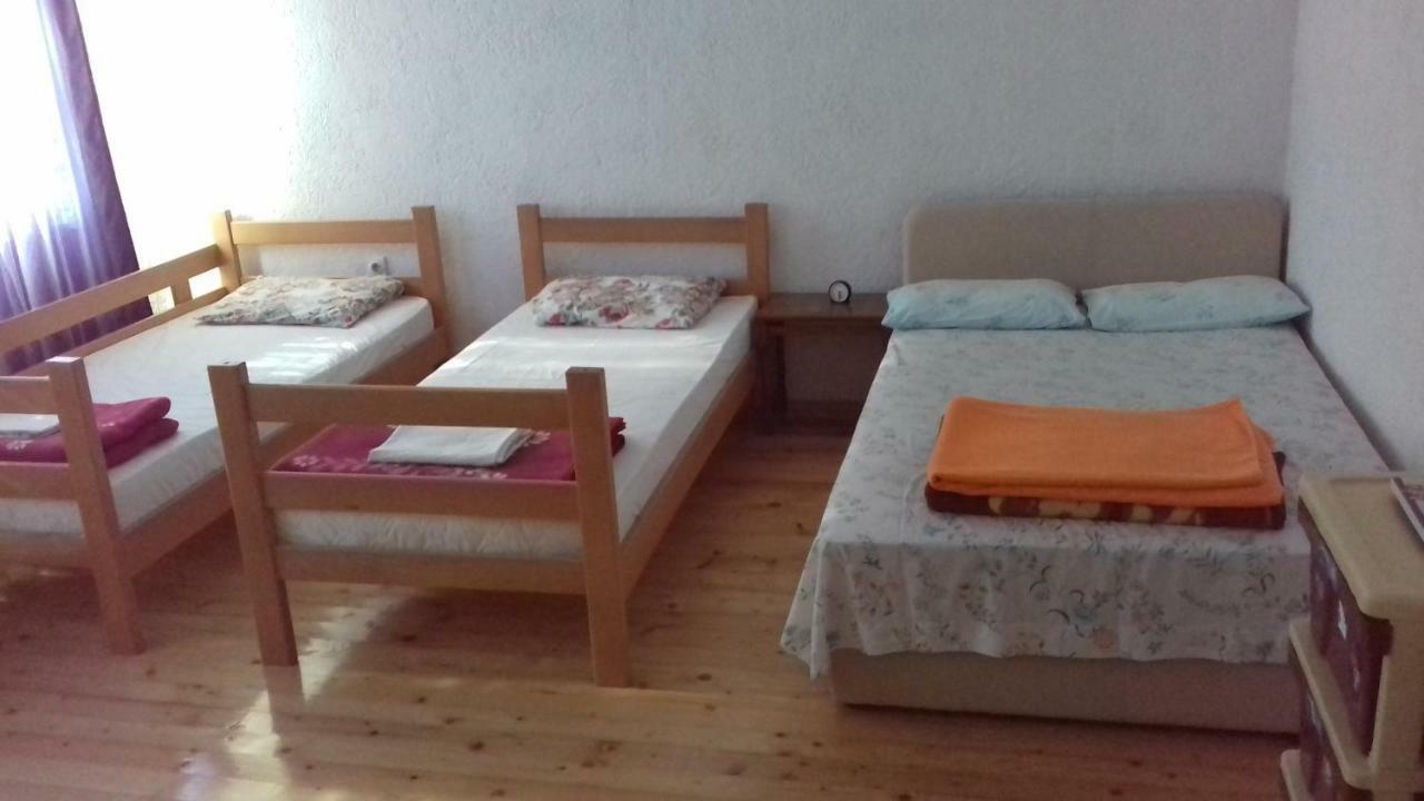 Mateski Guest House Ohrid Bagian luar foto