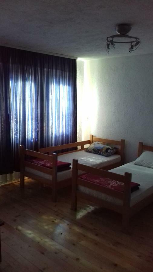 Mateski Guest House Ohrid Bagian luar foto