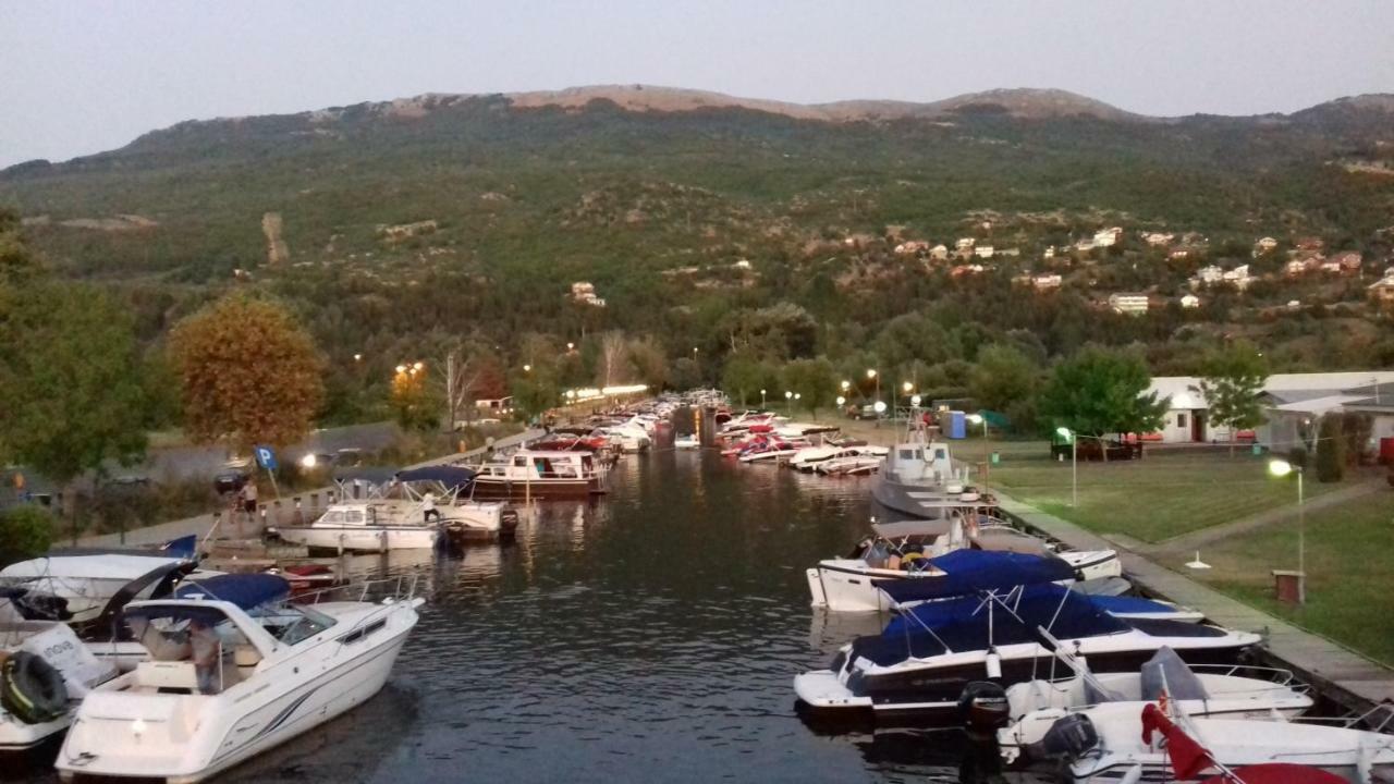 Mateski Guest House Ohrid Bagian luar foto